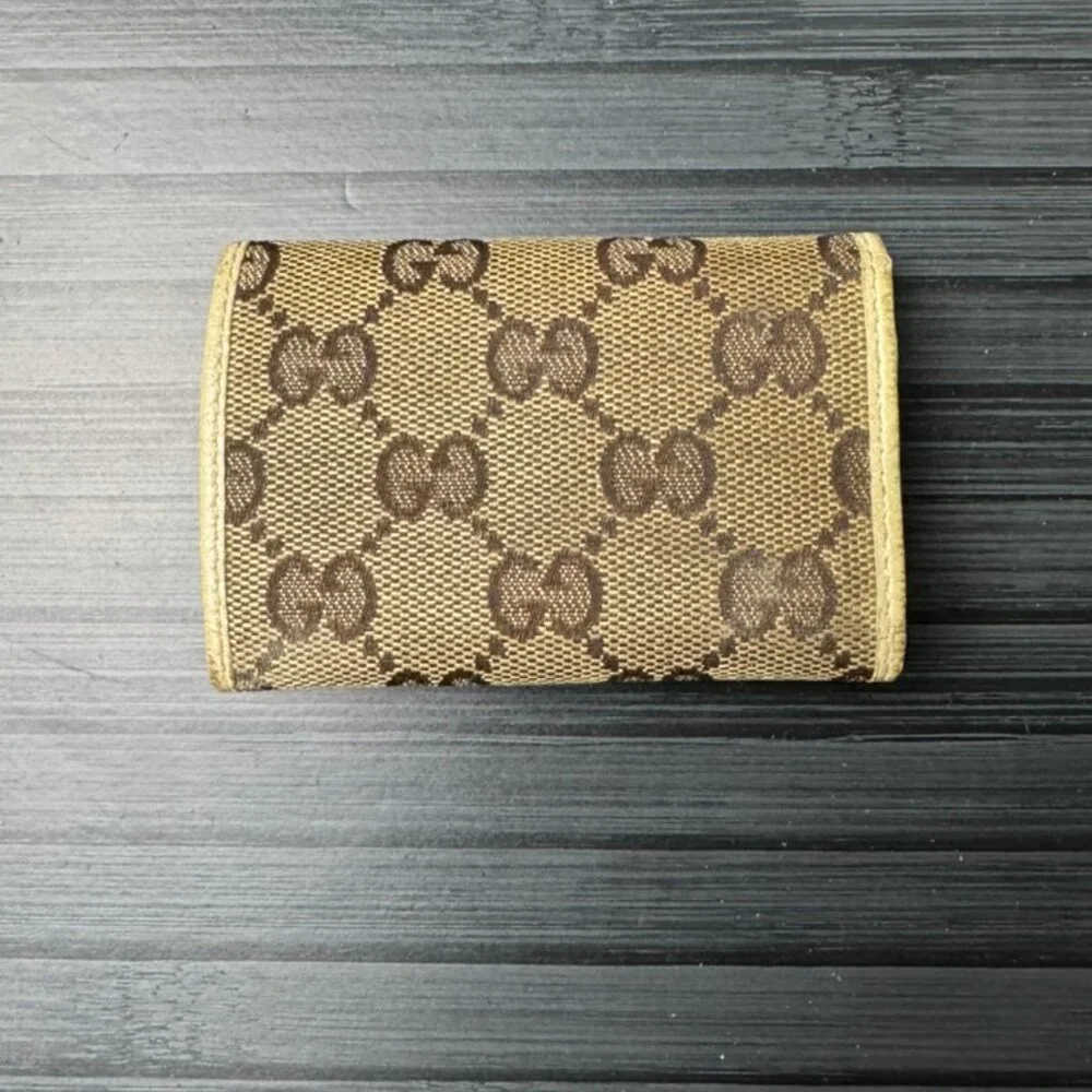 GUCCI GG Canvas 6 Ring Key Case Used|Authentic - Picture 2 of 3